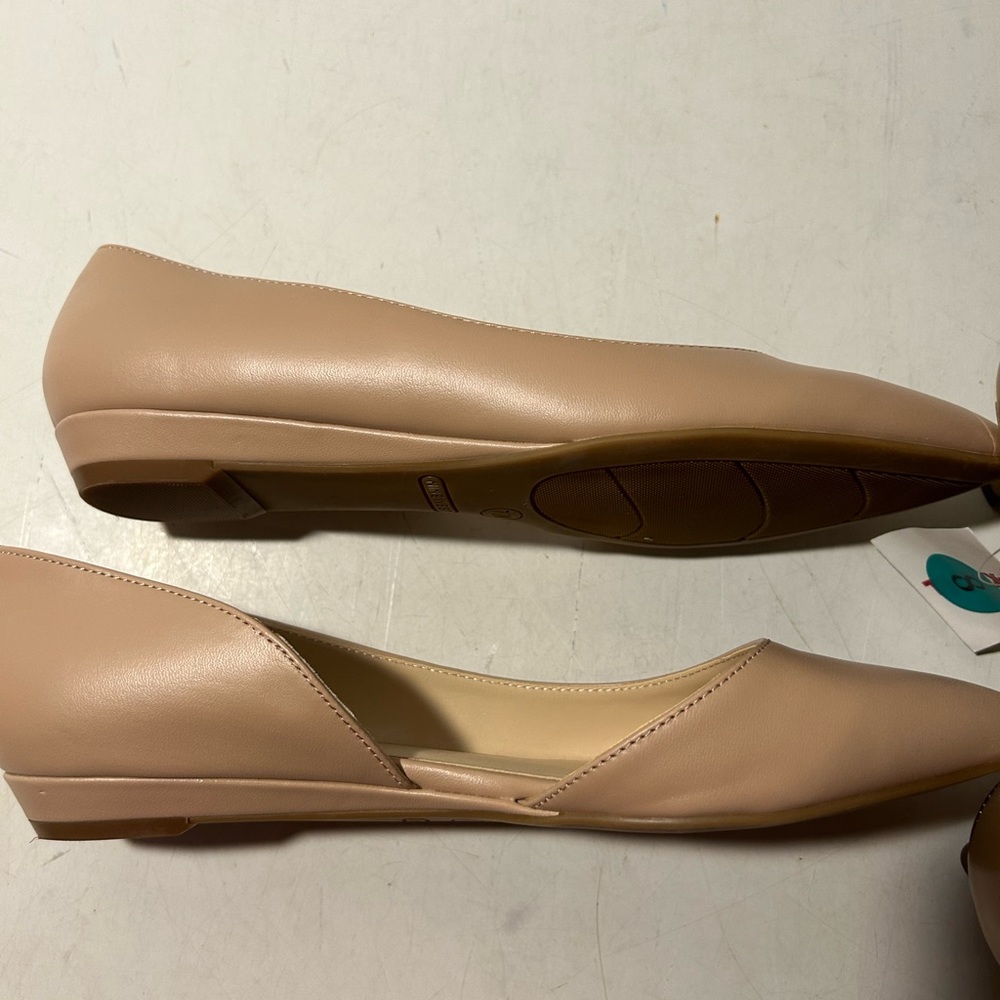 Nine West taupe flat step into flats size 7.5 NWT - Picture 4 of 6